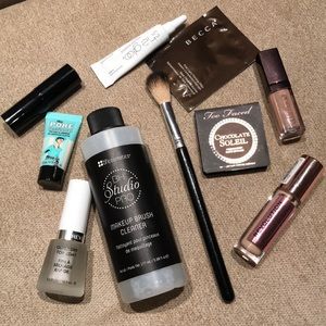 Makeup bundle